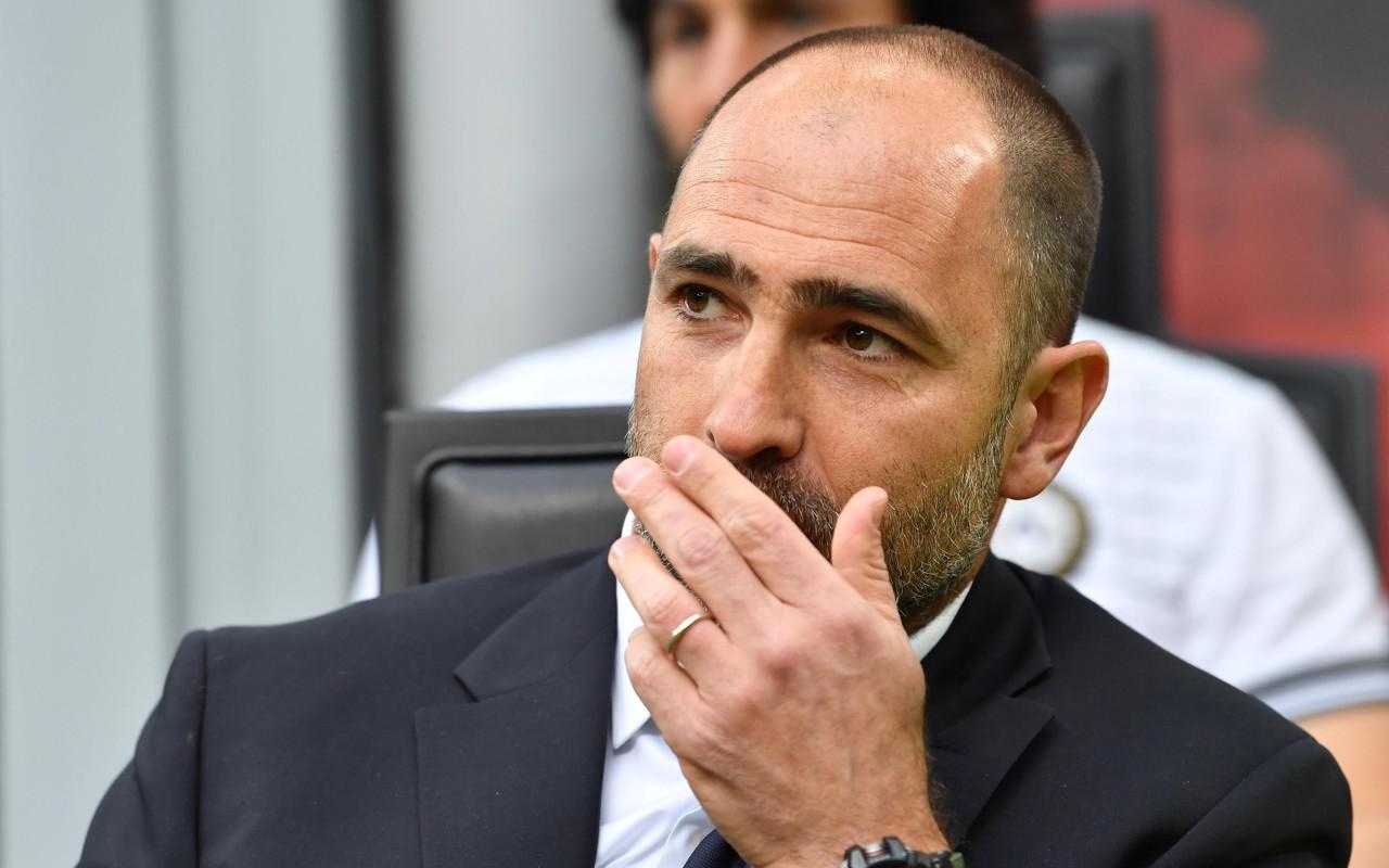 激励着利物 激励着利物