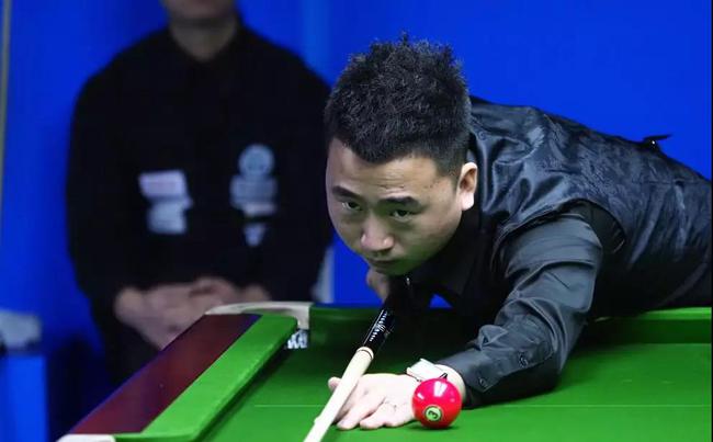 背后是比赛 背后是比赛