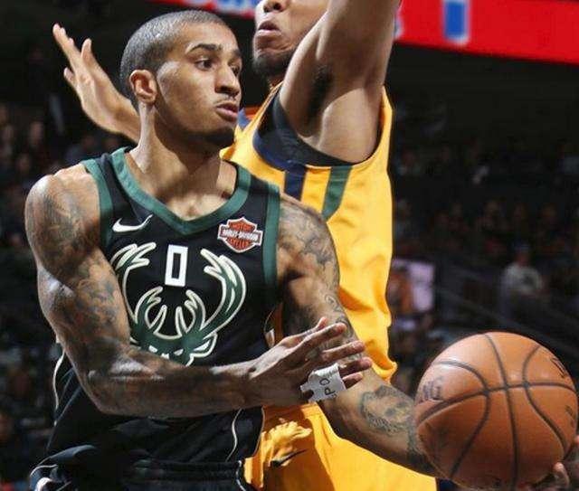 级两端同样 级两端同样